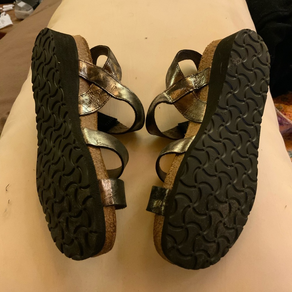 Naot metallic sandals - Picture 4 of 6